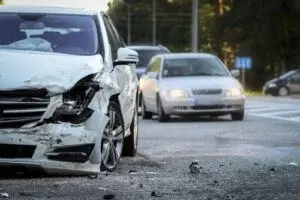 Sanciones por abandonar la escena de un accidente en Georgia